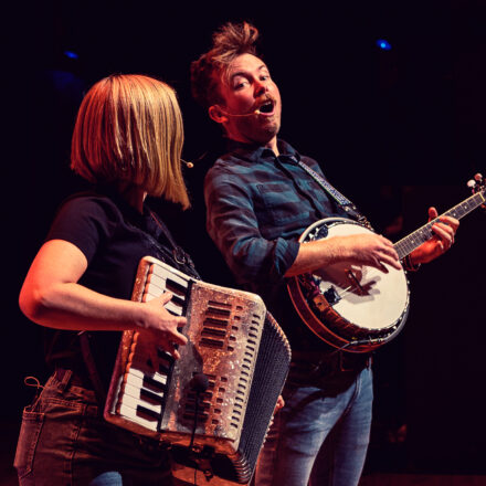 FAMILY FOLK SHOW - ROYSTON ARTS FESTIVAL (Family Ticket)